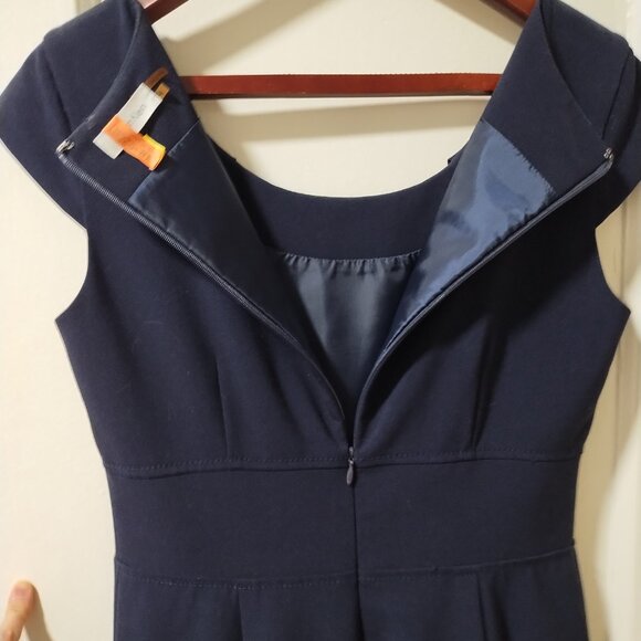 2/$40 Calvin Klein dark blue short sleeve dress - Picture 7 of 7